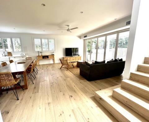 Unwind Guesthouse Byron Bay Kültér fotó